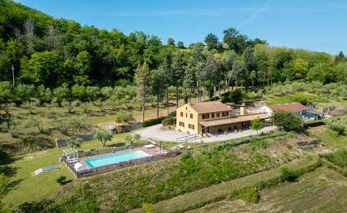 Estate in Ponzano di Fermo, Marche, Italy 1