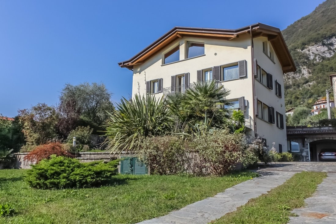 Villa in Tremezzina, Lombardy, Italy 2 - 12223245