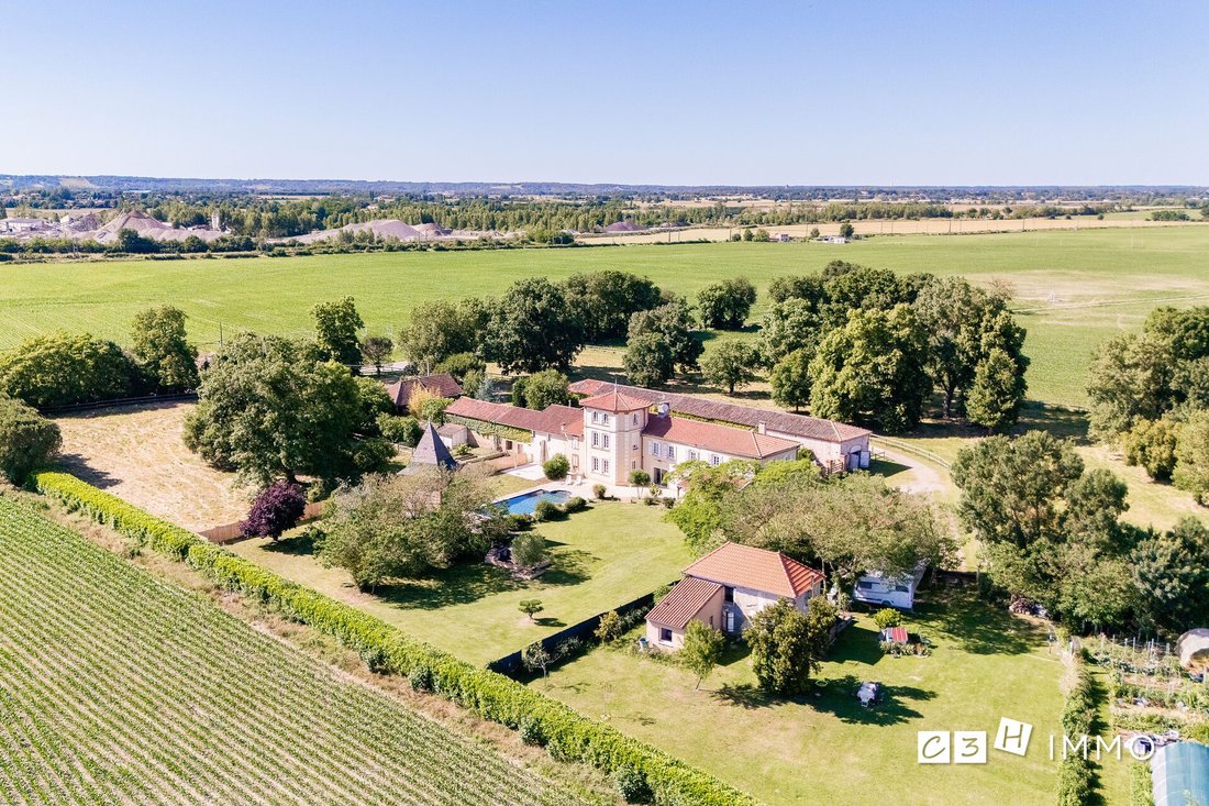 Whispers of Time: A 3-Hectare Château Haven in Occitanie’s Golden Light