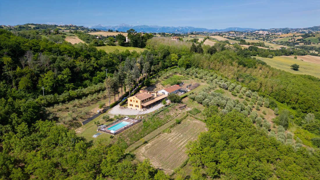 Estate in Ponzano di Fermo, Marche, Italy 2 - 15086492
