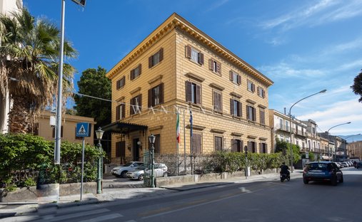 Anwesen in Zisa, Palermo, Italien 1