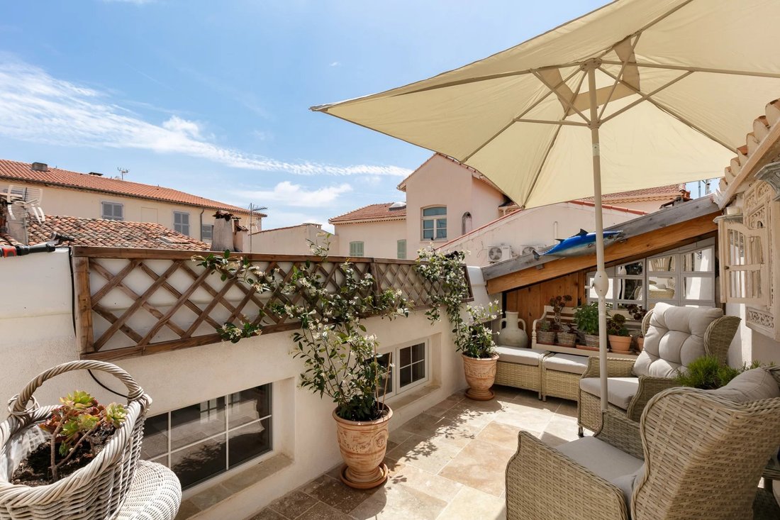 Apartment in Vieille Ville, Antibes, France 1 - 15750226