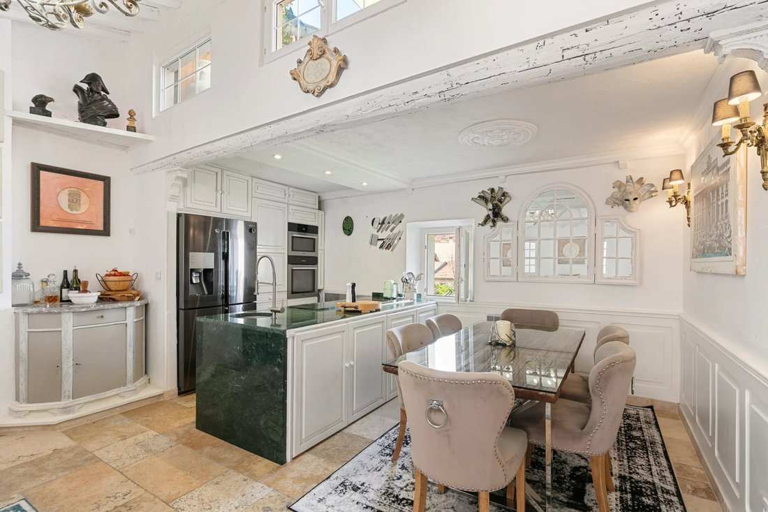 Apartment in Vieille Ville, Antibes, France 2 - 15750226