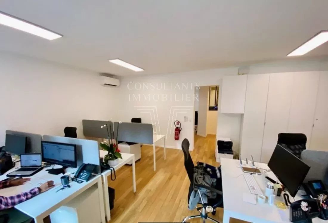 Apartment in Pereire-Malesherbes, Paris 17e Arrondissement, Paris 3 - 15750346