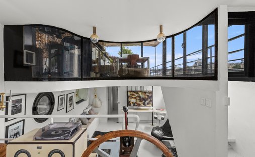 Apartment in Triangle d'Or, Paris 8e Arrondissement, Paris 1
