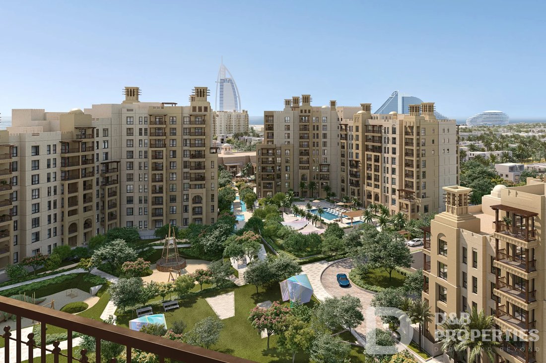 Apartment in Umm Suqeim, Dubai, United Arab Emirates 1 - 15750827
