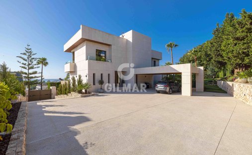 Villa in Churriana (District), Malaga, Spain 1