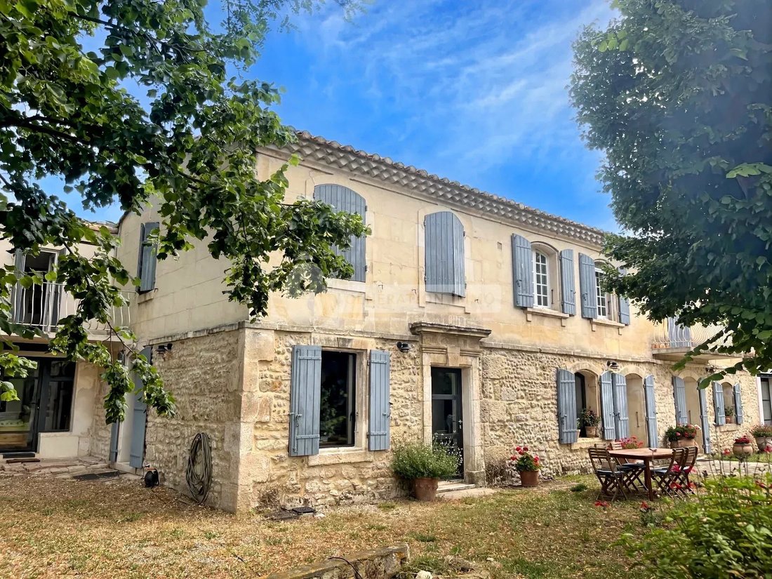 Country House in Arles, Provence-Alpes-Côte d'Azur, France 1 - 15195550