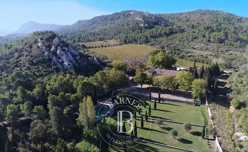 Occitanie Exceptional Property Of Approximately 307 Hectares