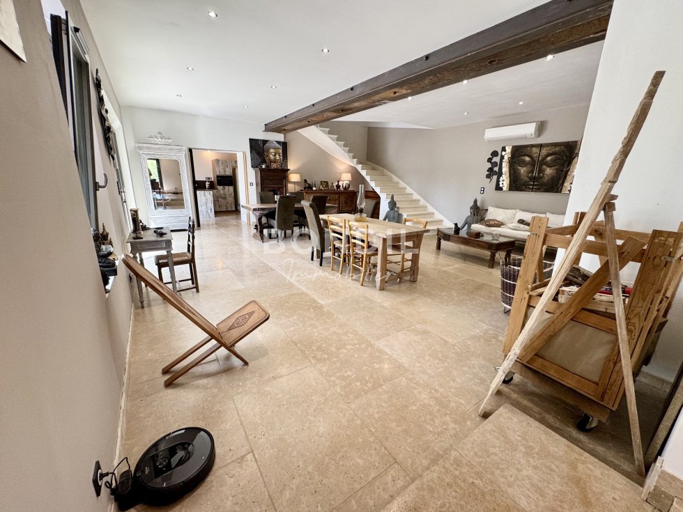 House in Cheval-Blanc, Provence-Alpes-Côte d'Azur, France 4 - 15750502