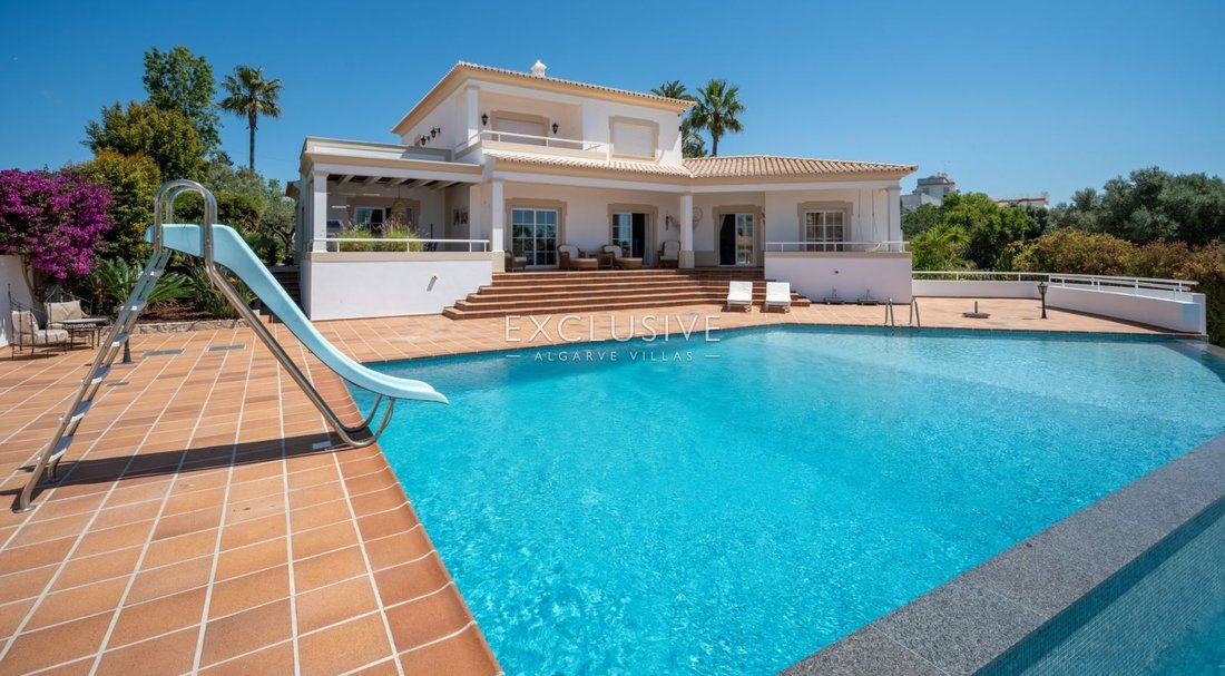 Villa in Alvor, Algarve, Portugal 1 - 15750773