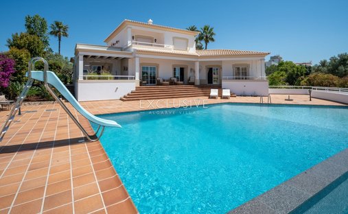 Villa in Alvor, Algarve, Portugal 1