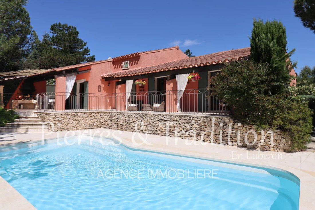 House in Saint-Saturnin-lès-Apt, Provence-Alpes-Côte d'Azur, France 3 - 15722081