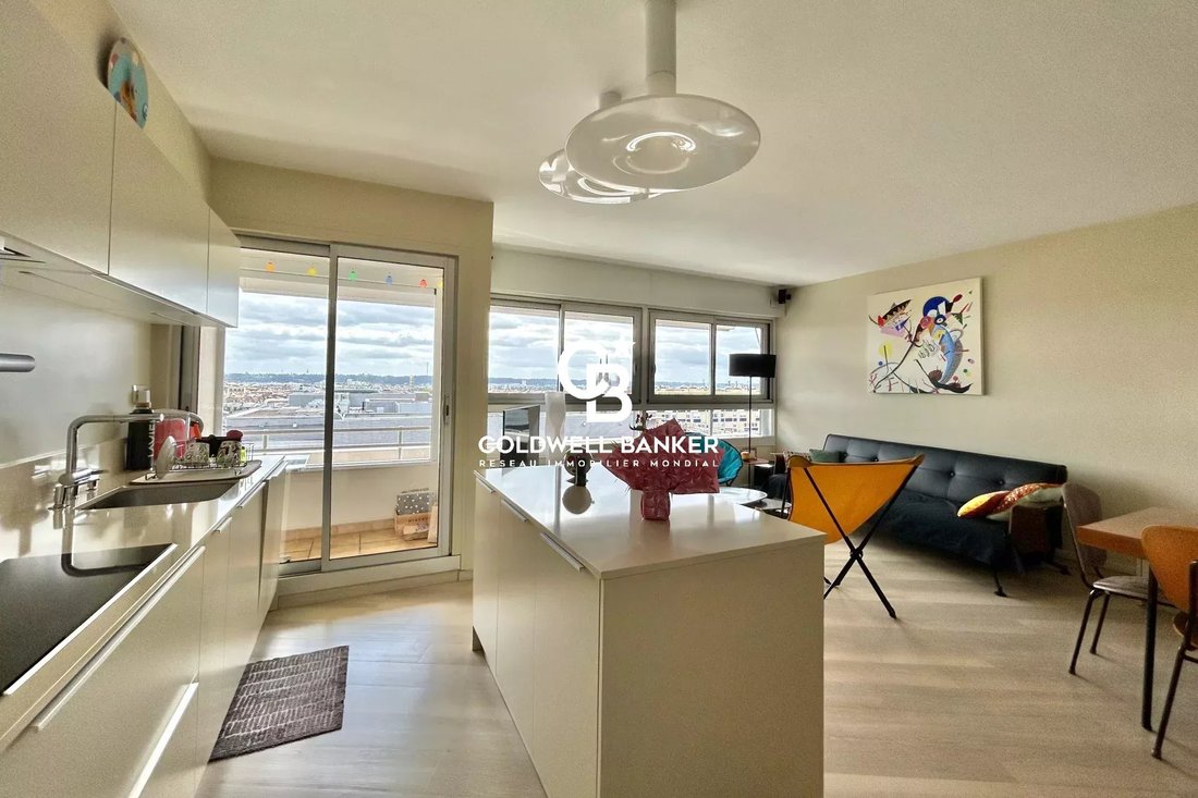 Apartment in Hôtel de Ville-Quinconce-Saint Seurin-Fondaudège, Bordeaux, France 3 - 15750472