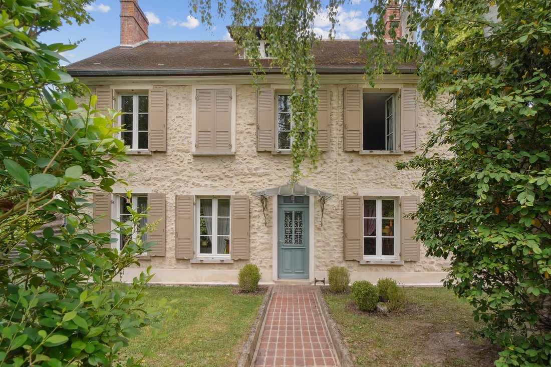 House in Villette, Ile-de-France, France 2 - 15754137