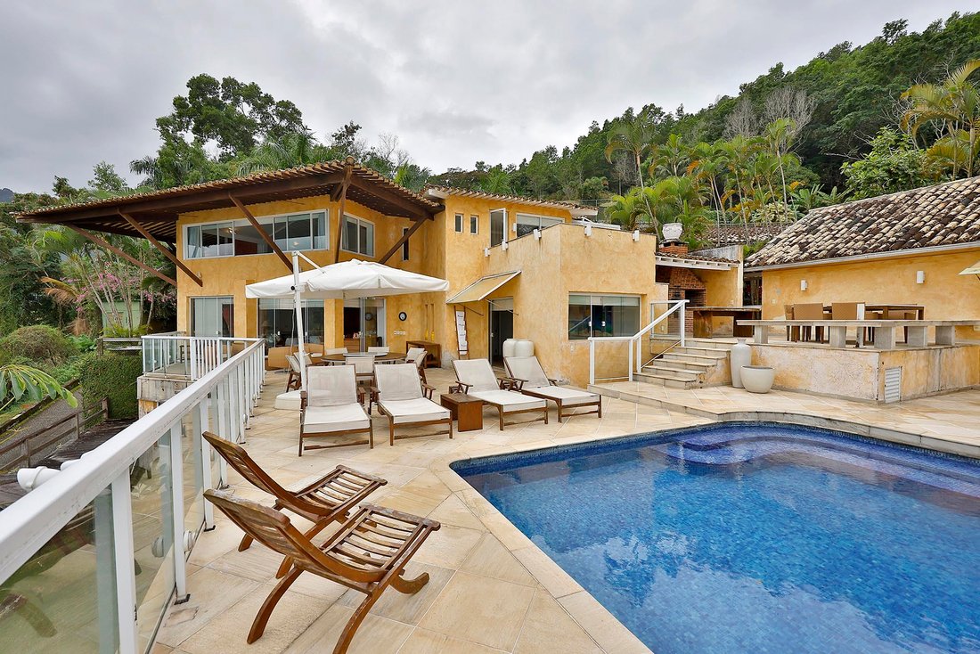 House in Cantagalo, State of Rio de Janeiro, Brazil 3 - 13892453