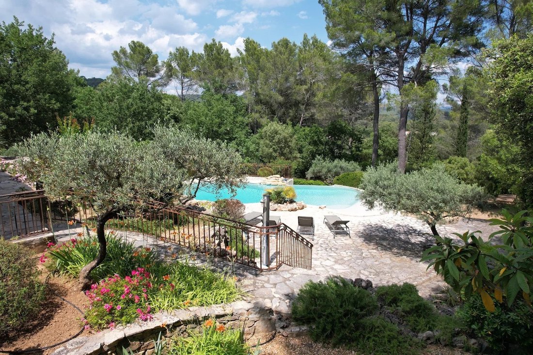 Villa in Cotignac, Provence-Alpes-Côte d'Azur, Frankreich 4 - 15436228