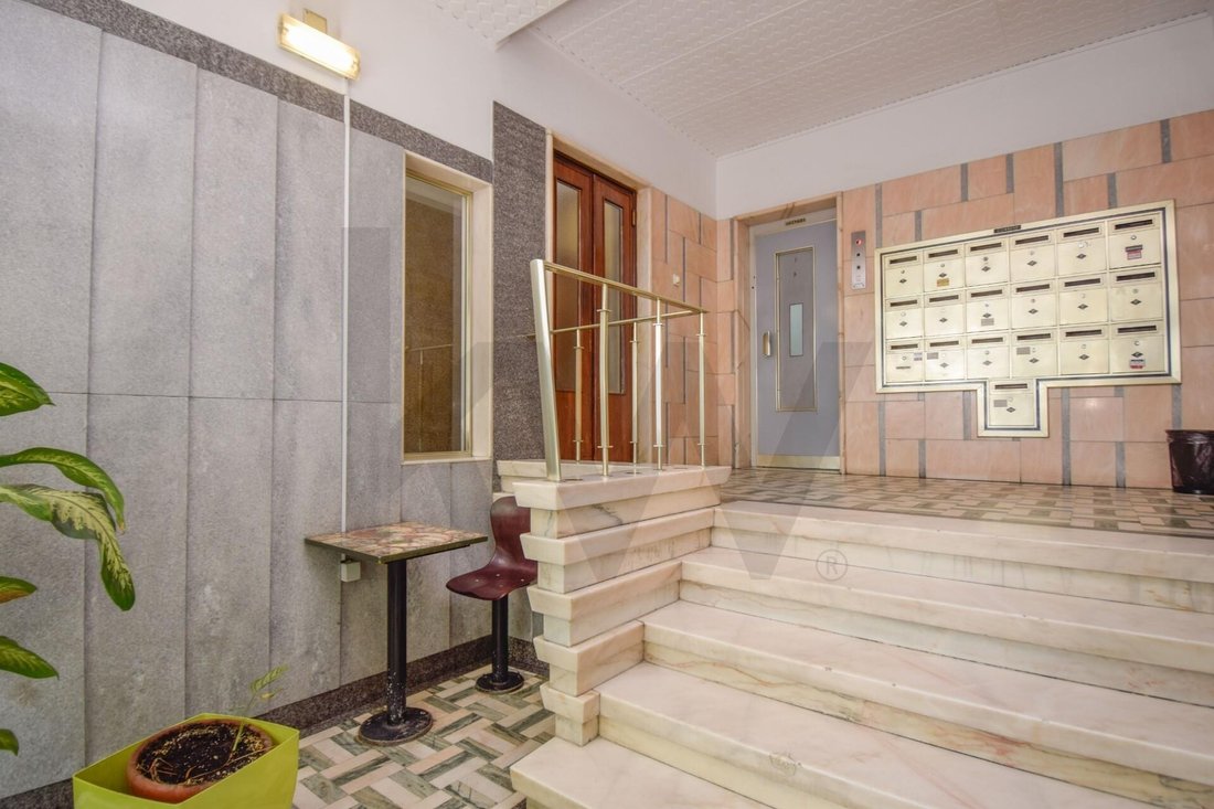 Apartment in Benfica, Lisbon, Portugal 3 - 14827690