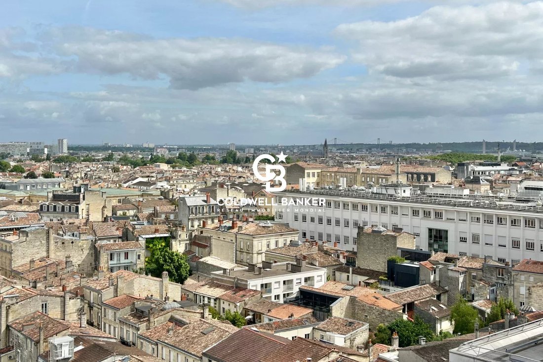 Apartment in Hôtel de Ville-Quinconce-Saint Seurin-Fondaudège, Bordeaux, France 2 - 15750472