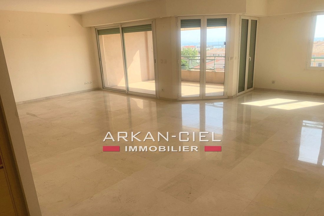 Apartment in Les Cougoulins-Rastines, Antibes, France 2 - 15501757