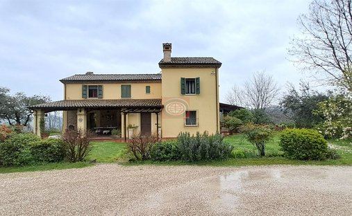 Villa en Sorrivoli, Emilia-Romaña, Italia 1