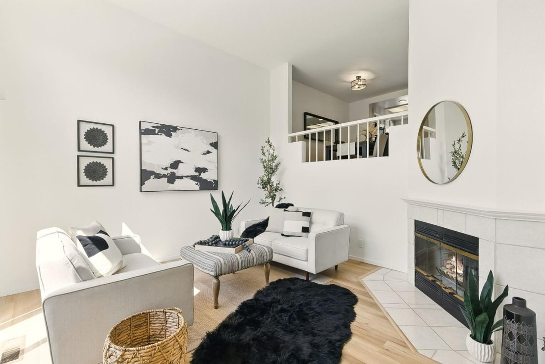 Curated visual reference: Villa Townhouse Redwood Shores In Redwood City California United Photo Inspiration