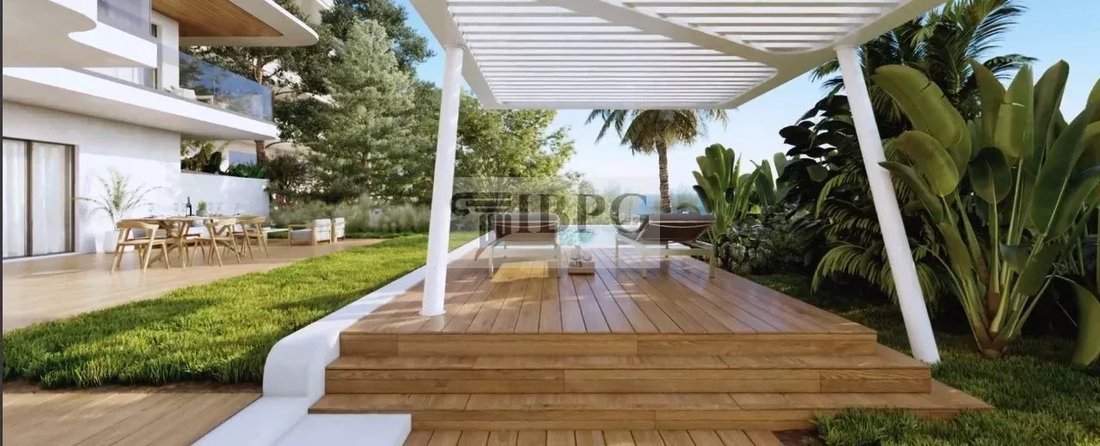 House in Vouliagmeni, Attica, Greece 2 - 15752002