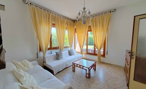 Villa in Center, Forte dei Marmi, Tuscany 1