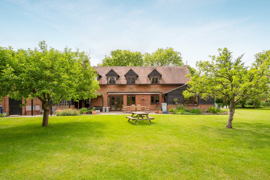 House in Horsenden, Princes Risborough, England 5 - 15753052