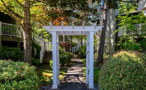 Condo in Lake Oswego, Oregon, United States 1