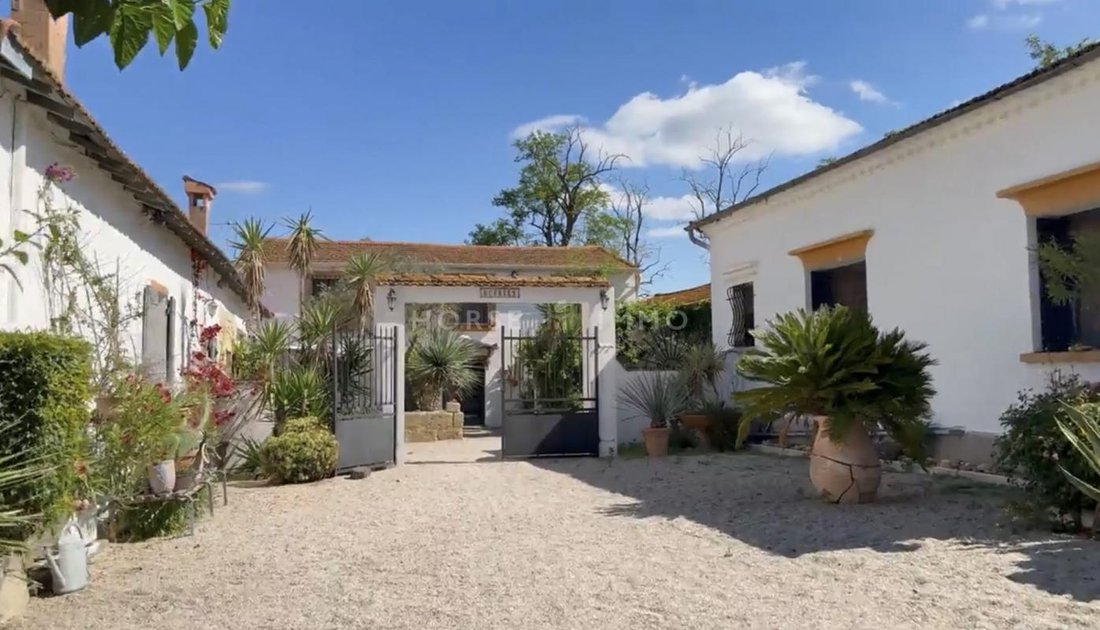 House in Uchaud, Occitania, France 4 - 15752880