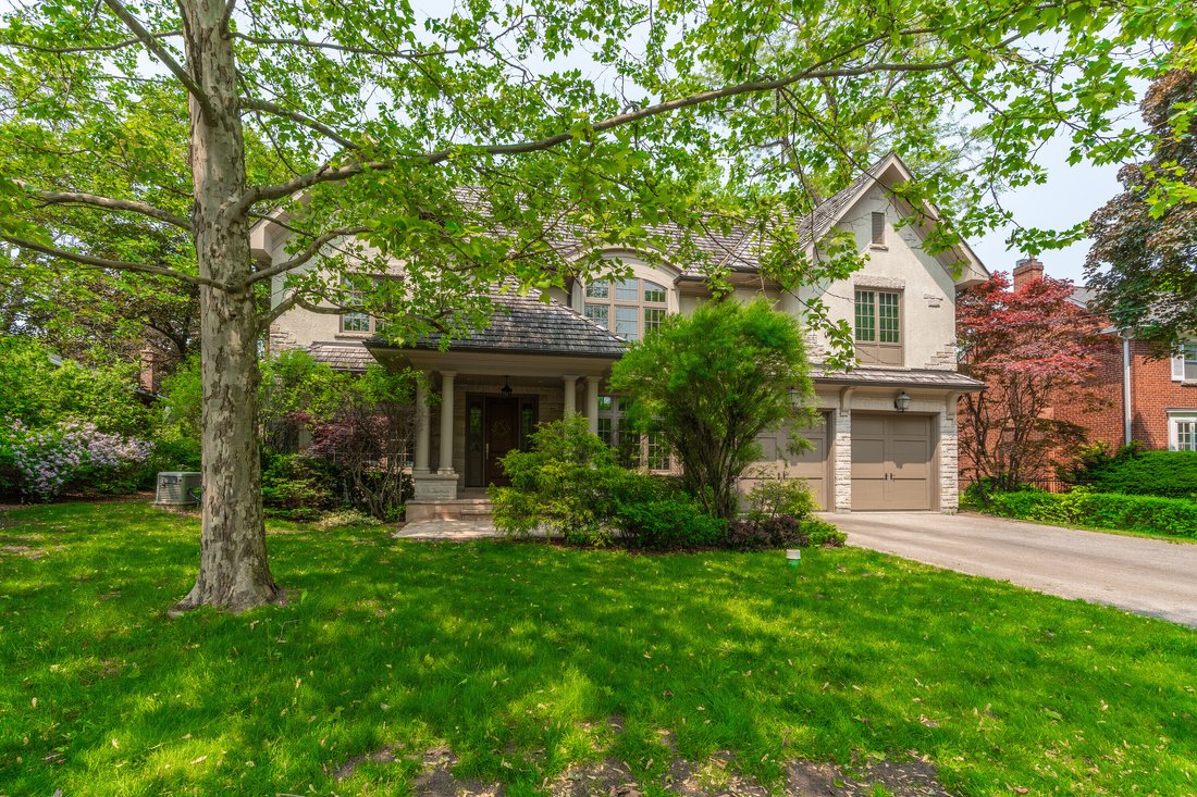 House in Toronto, Ontario, Canada 2 - 15752058