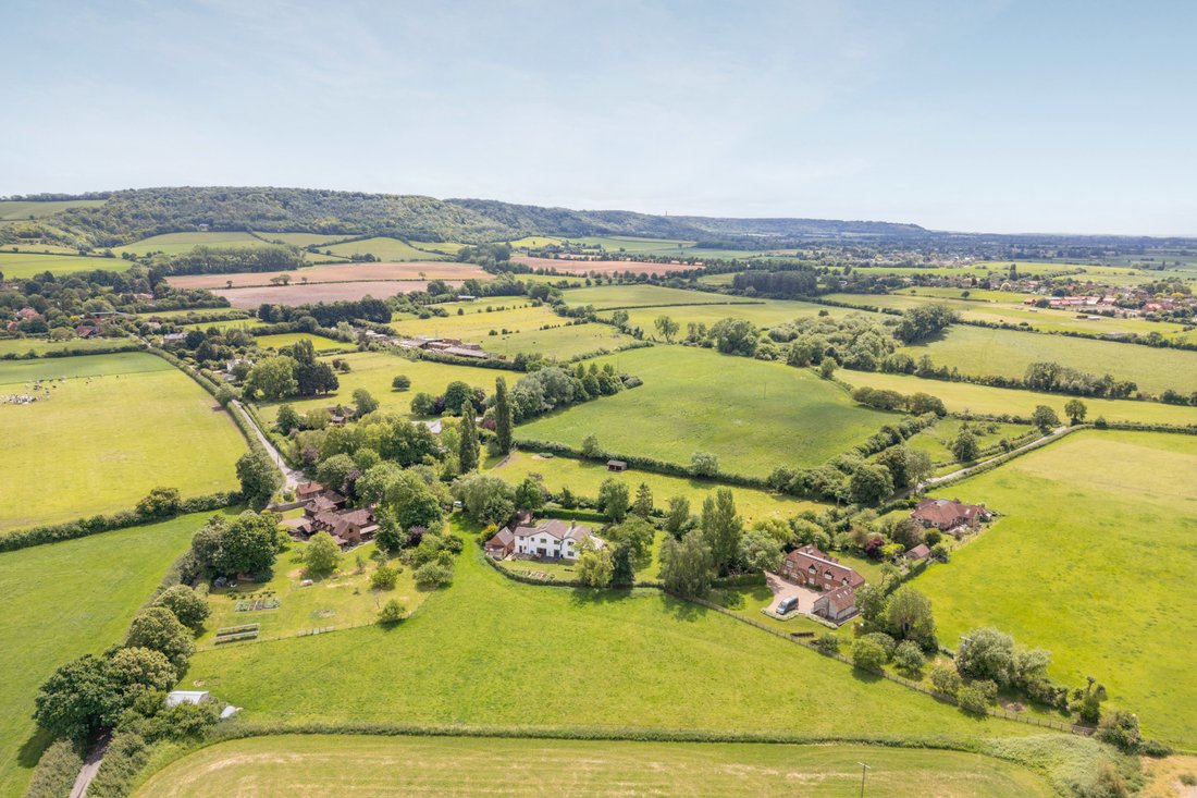 House in Horsenden, Princes Risborough, England 4 - 15753052