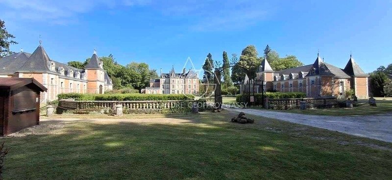 Whispers of Versailles: An 18th-Century Castle’s Timeless Embrace Near Paris