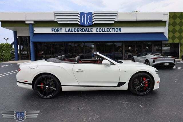 Cabriolet in Pompano Beach, FL, United States 2 - 15753097