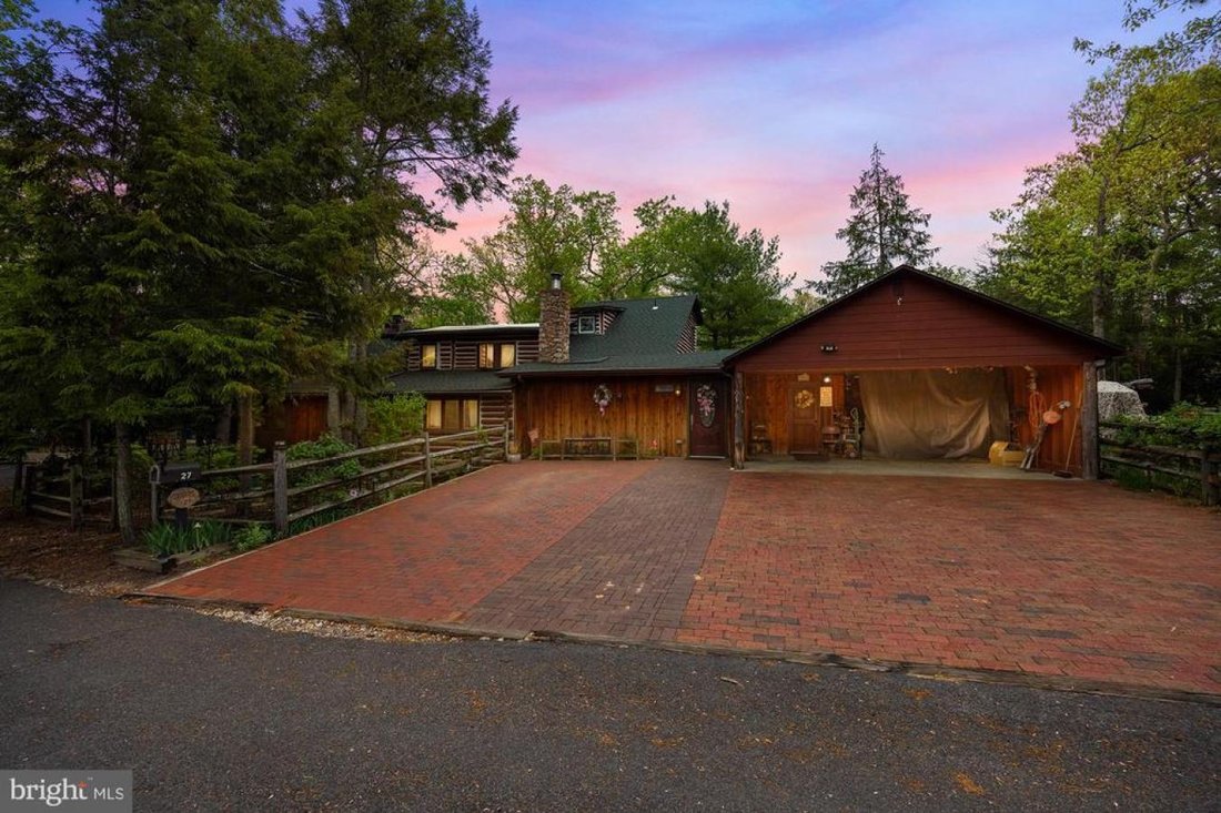 House in Medford Lakes, New Jersey, United States 2 - 15754689