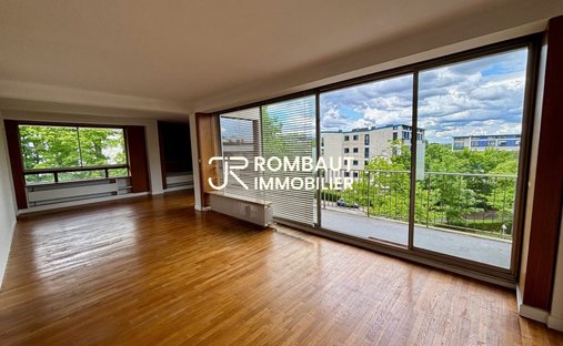 Apartment in Le Plateau, Louveciennes, France 1