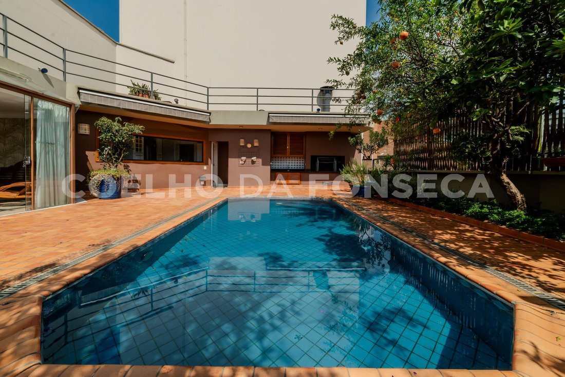 Condo in São Paulo, State of São Paulo, Brazil 2 - 15753792