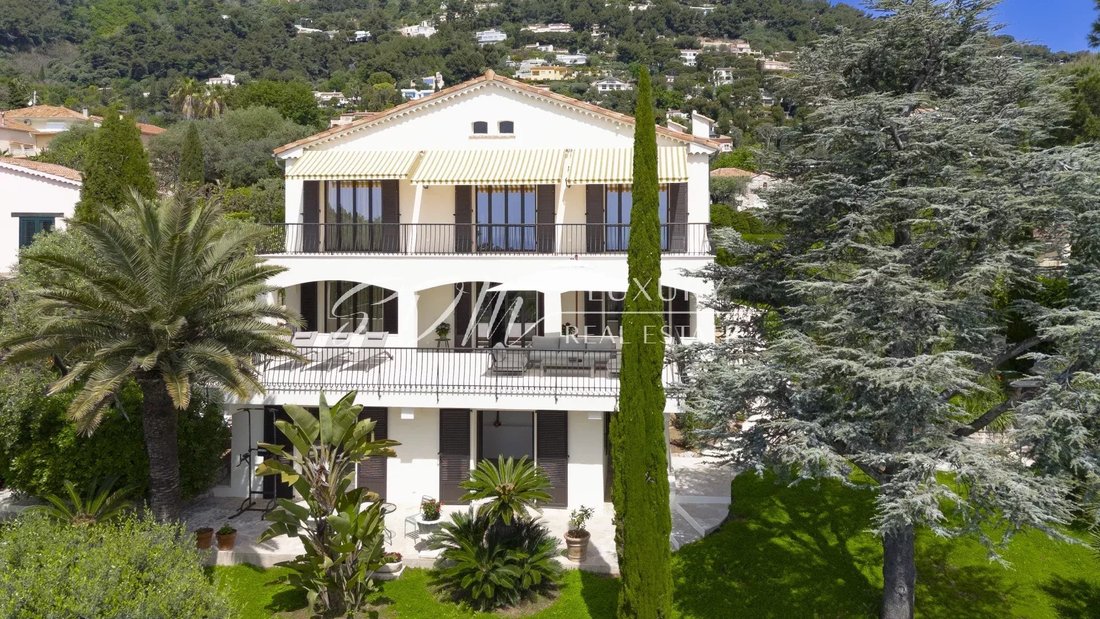 Villa in Village-Cros de Caste-Coupiere-Mont Gros, Roquebrune-Cap-Martin, France 1 - 15751811