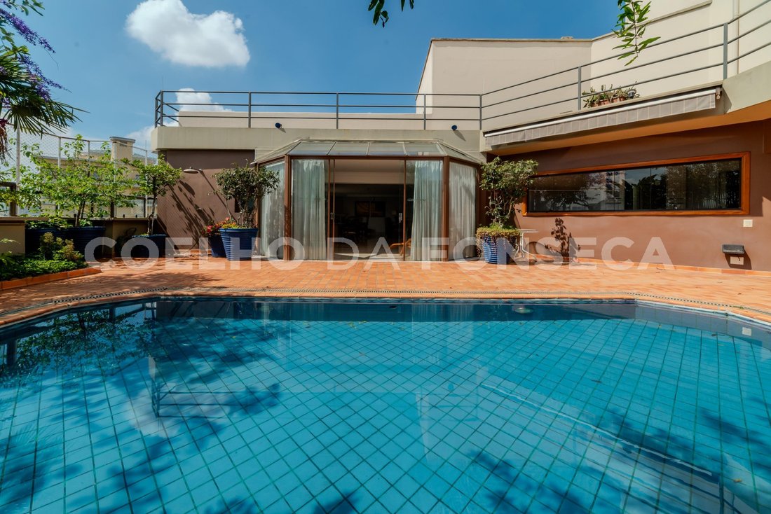 Condo in São Paulo, State of São Paulo, Brazil 1 - 15753792