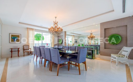 Condo in São Paulo, State of São Paulo, Brazil 1