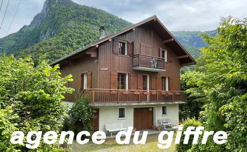 Chalet in Samoëns, Auvergne-Rhone-Alpen, Frankreich 1