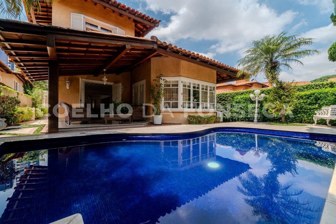 Condo in São Paulo, State of São Paulo, Brazil 2 - 15753777