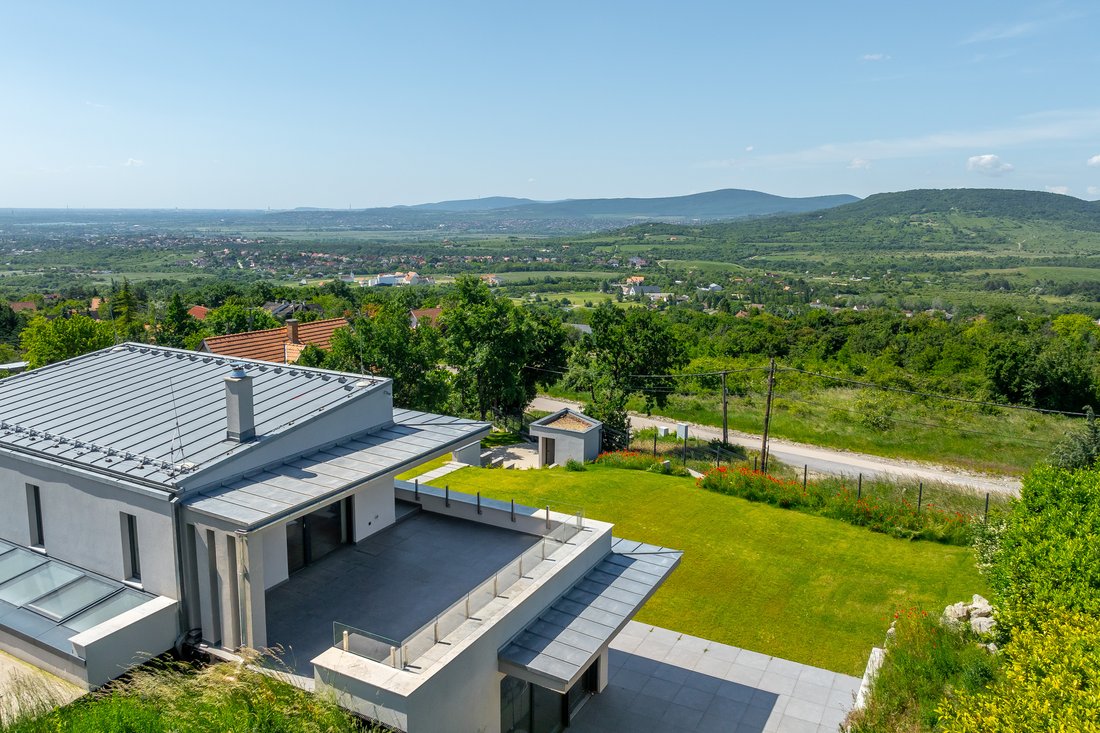 House in Szentendre, Pest County, Hungary 4 - 15699376