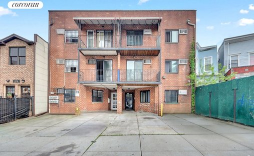 House in New York, New York, United States 1