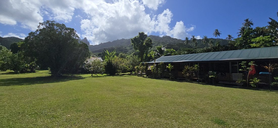 Land in Moorea-Maiao, Windward Islands, French Polynesia 5 - 15755807