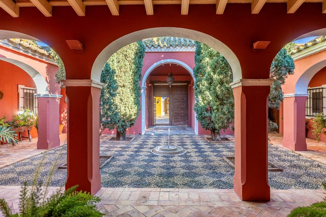 Mairena del Aljarafe, Andalusia, Spain 1 - 14371575