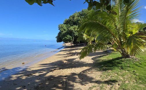 Land in Moorea-Maiao, Inseln über dem Winde, Französisch-Polynesien 1