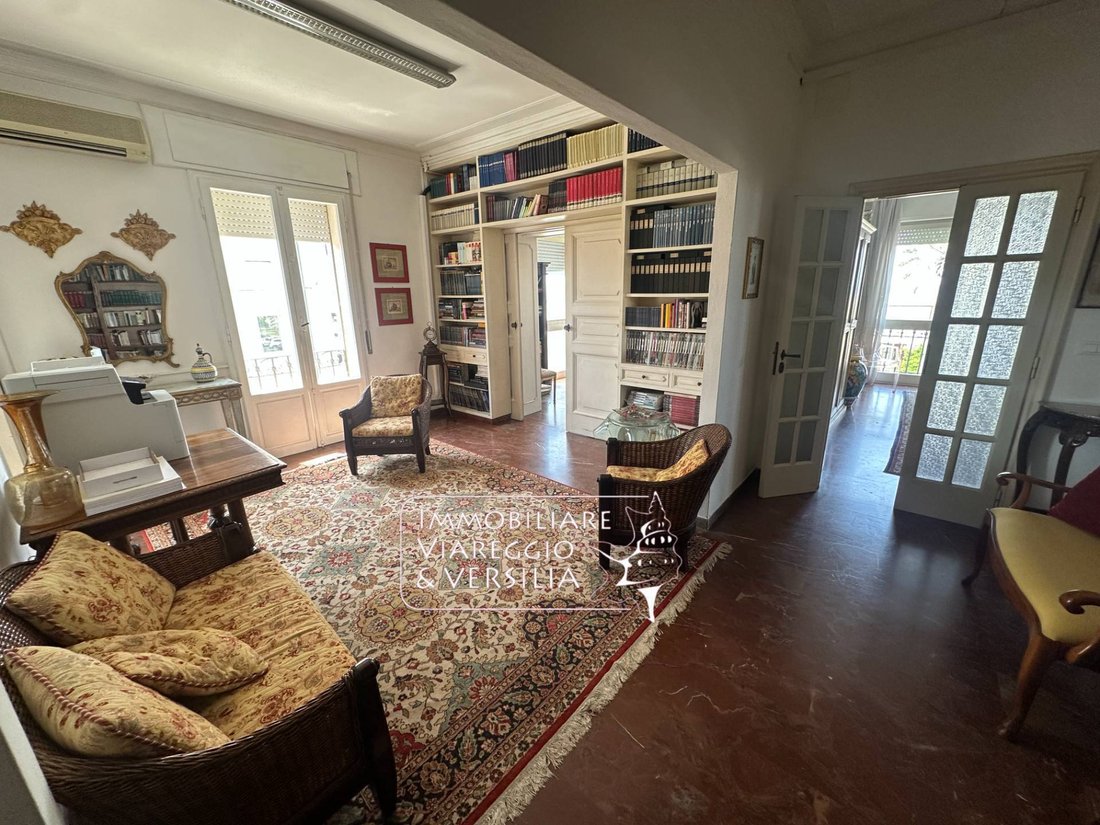 Apartment in Lungomare, Viareggio, Tuscany 5 - 15753628