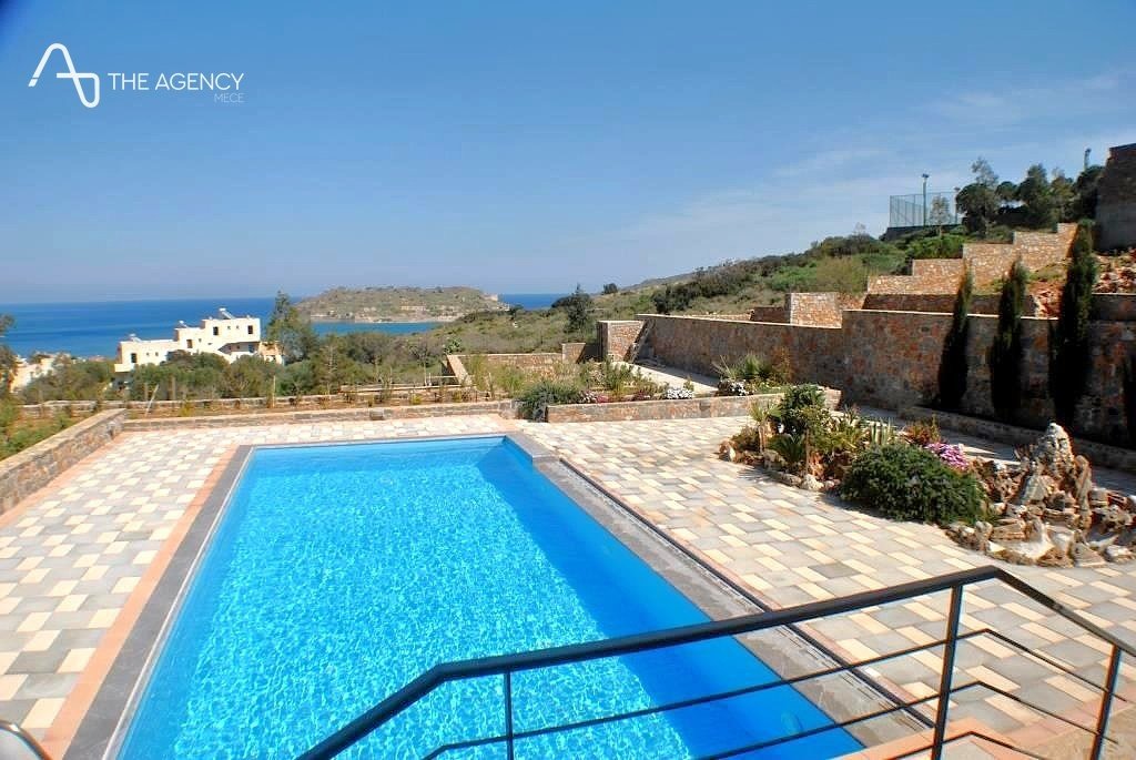 Villa in Community of Elounta, Agios Nikolaos Municipal Unit, Greece 2 - 15277213